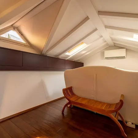 公寓 La Porta Rossa By Wonderful Italy 瓦伦纳